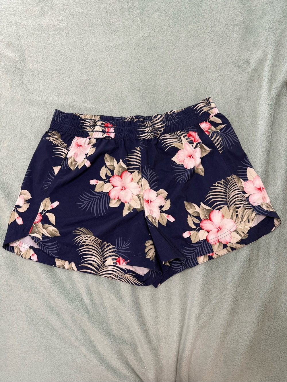 🏖️ Tommy Bahama IslandZone Navy Floral Hibiscus Swim Shorts Women’s M